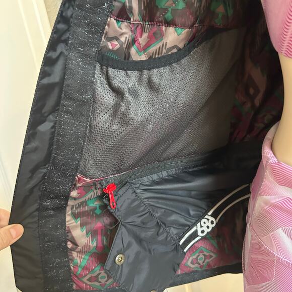 Warm and trendy 686 Parklan Women’s Snowboard Ski Parka – XS – Waterproof 15k - Picture 4 of 8